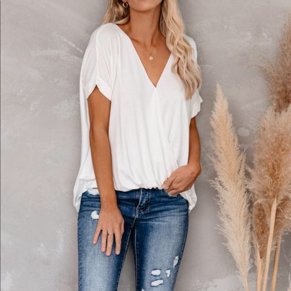 NWT Drape Wrap Cuffed Sleeve Tee Top Off White - Picture 6 of 7